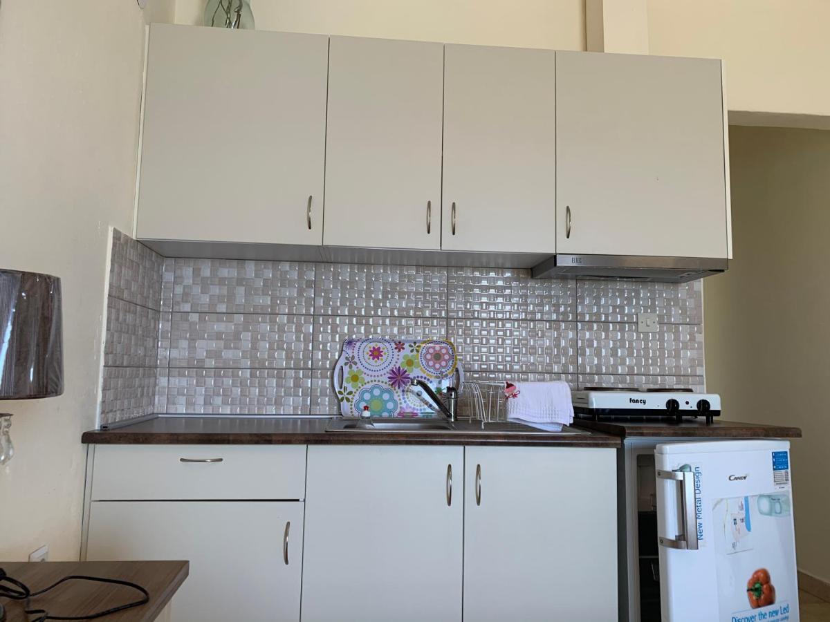 Maria Studio Nea Karvali Esterno foto